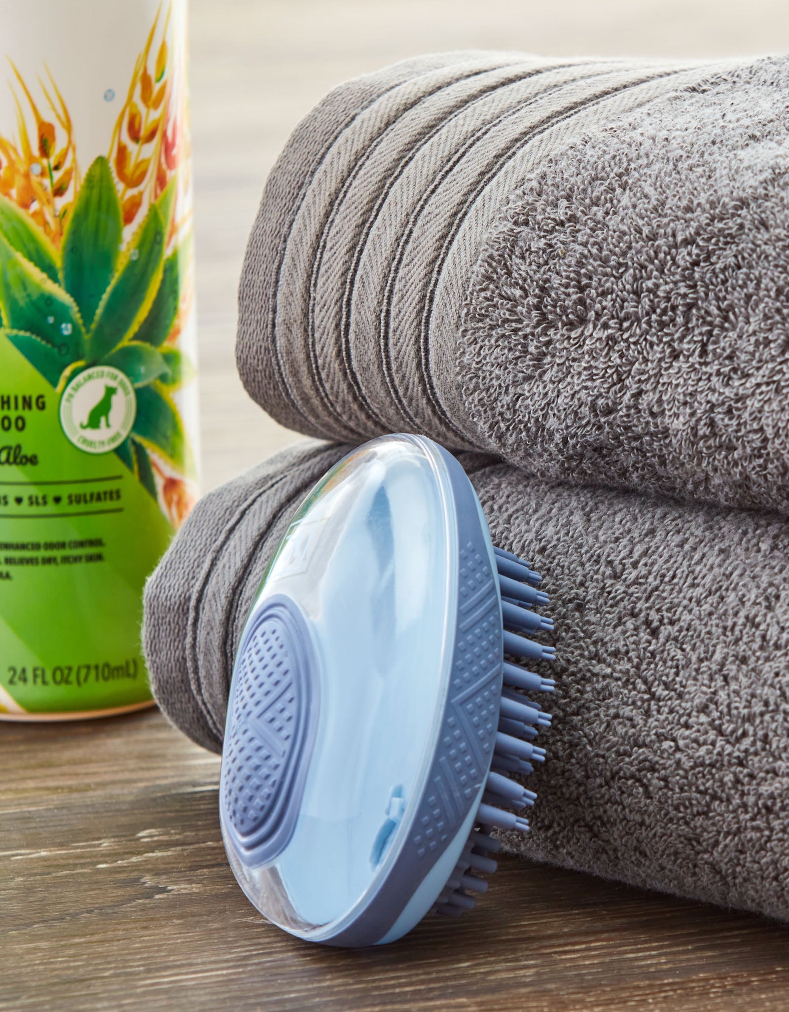 Bathing Palm Dog Brush + Shampoo Dispenser | Dog Grooming Tool Hand Brush